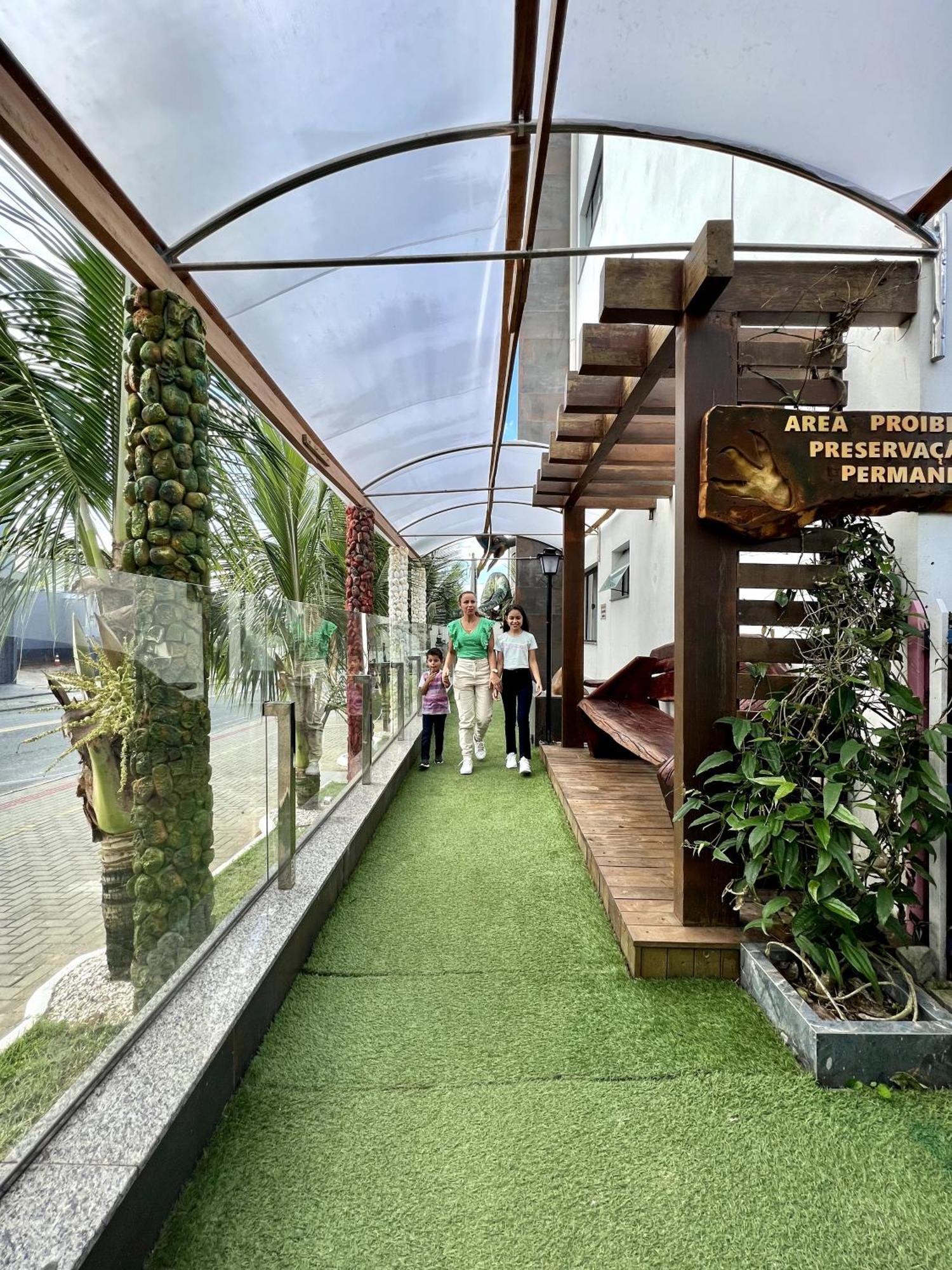 Hotel Recanto Dos Dinossauros Penha  Zewnętrze zdjęcie